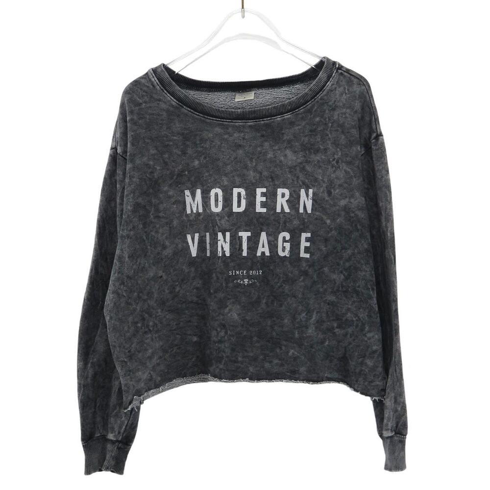 Urban Outfitters Modern Vintage Crewneck Graphic Cropped Sweatshirt Small